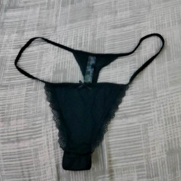 Panties - Picture 3 of 7